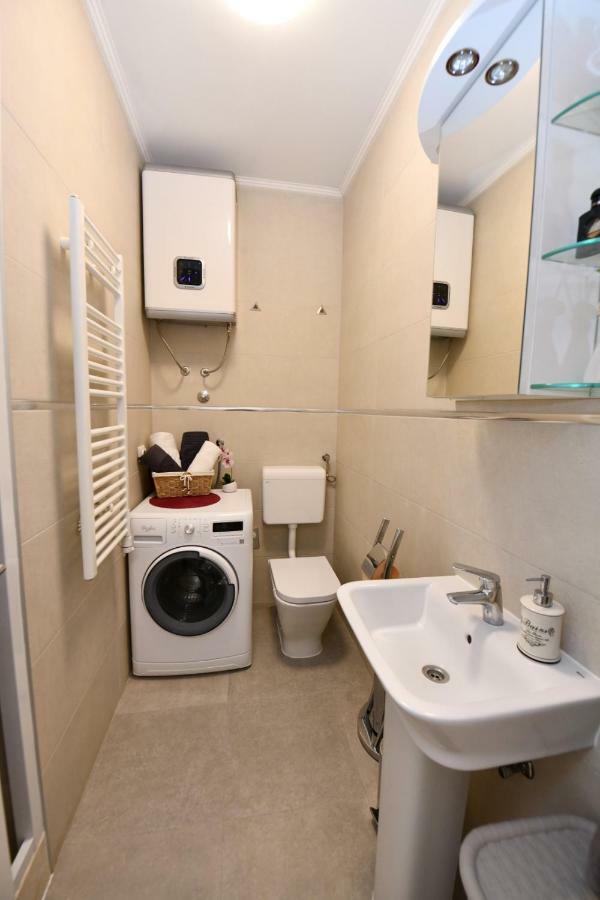 Apartment Cecilija Sinj Exteriér fotografie