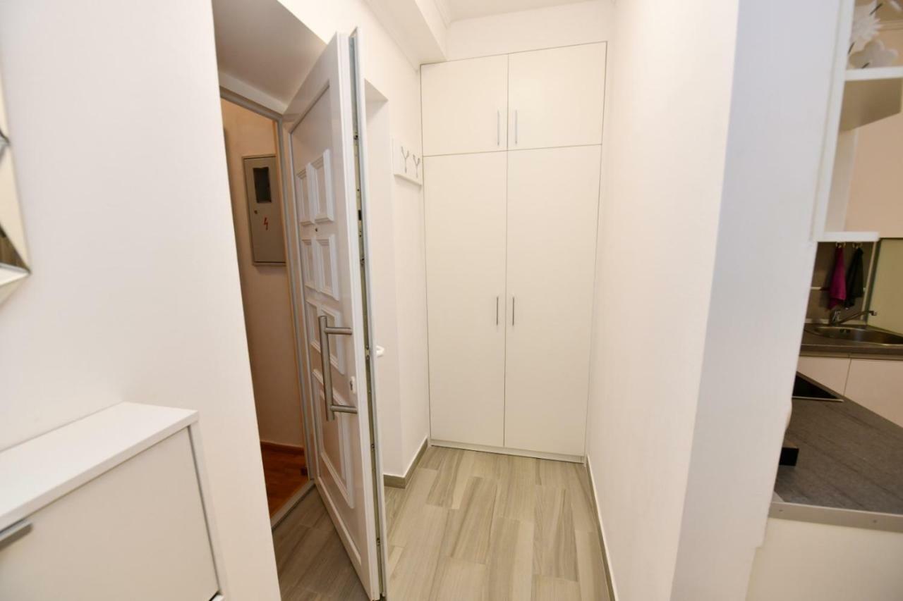 Apartment Cecilija Sinj Exteriér fotografie